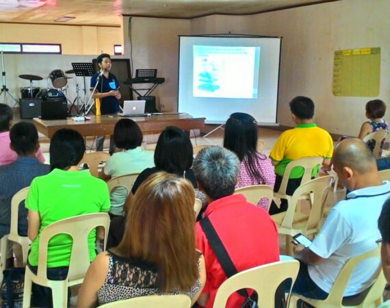 Prof. Efraim D. Roxas leads the DCERP Team in assisting the LGU of Cuenca, Batangas in one of the workshops.